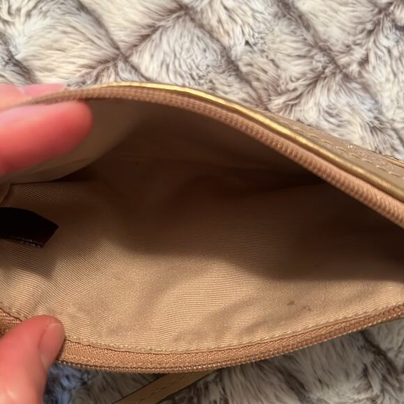 COACH wristlet - Picture 4 of 5